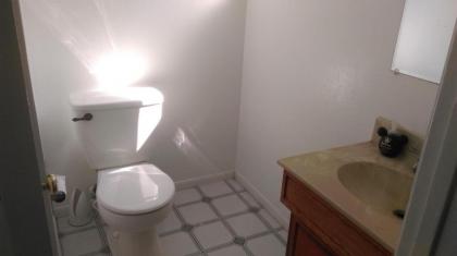 OMG House - image 3