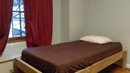OMG House - image 6