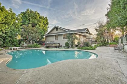 Santa Ana Home with Pool 15 minutes to Disney Santa Ana