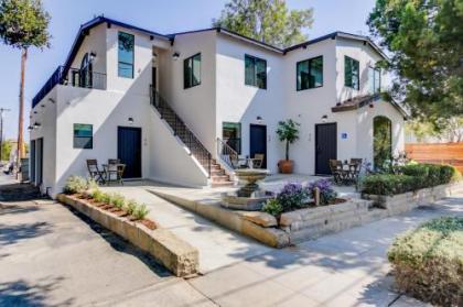 Casa Valerio Unit 6C-Boutique Suite in Downtown Santa Barbara - image 2