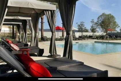 Luxury Modern Home with Club House pool or spa - 6Flags - image 14