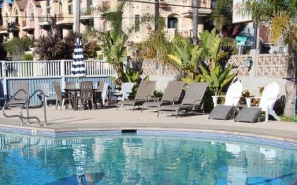 Edgewater Beach Inn  Suites Santa Cruz California