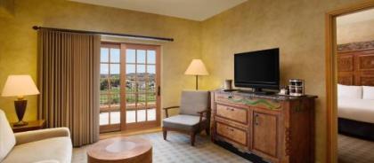 Hilton Santa Fe Buffalo Thunder - image 4