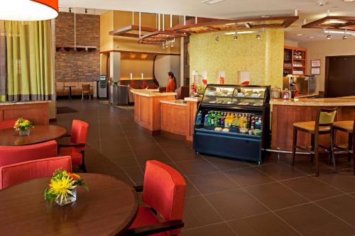 Hyatt Place Santa Fe - image 4