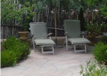 El Nido Lane Tesuque 1 Bedroom Sleeps 2 Private Yard WiFi Washer/Dryer - image 2