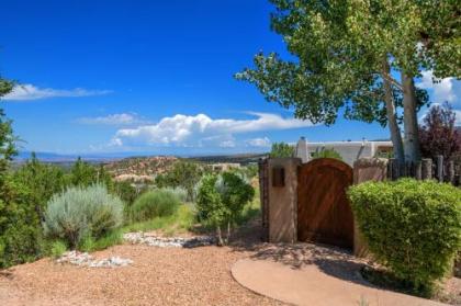 Casa Serena - Breathtaking and Peaceful Views from Swimming Pool