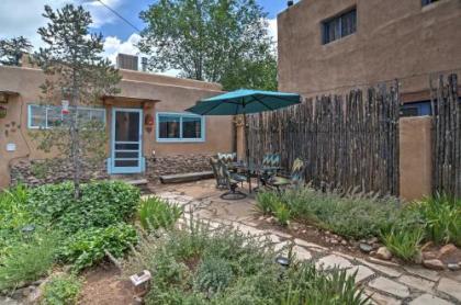 Authentic Adobe Abode Less Than 1 Mile to Sante Fe Plaza!