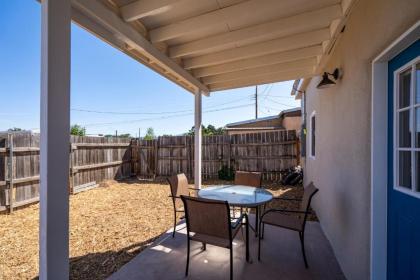 Crescent Moon Casita 2 Bedrooms Patio WiFi Sleeps 4 - image 18