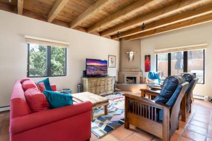 Casa De Norte 2 BRs Views Fireplace Wifi Sleeps 6 - image 1