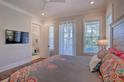 Large Modern Santa Rosa Home - Walk to Beach! - image 2