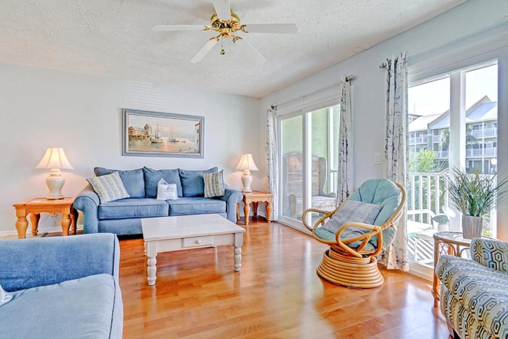 Sea Bluff Townhomes 19 - main image