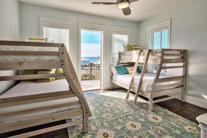 Looking Glass by Five Star Properties - image 9