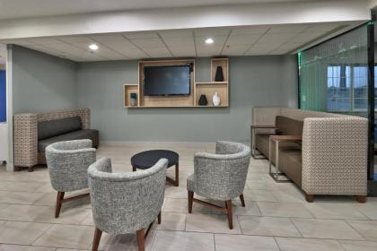 Holiday Inn Express Santa Rosa an IHG Hotel - image 3