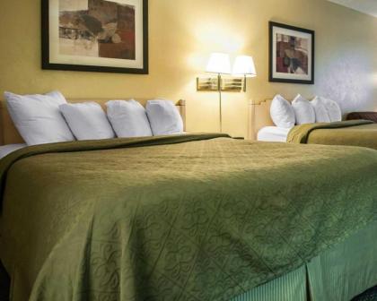 Travelodge by Wyndham Santa Rosa - image 10