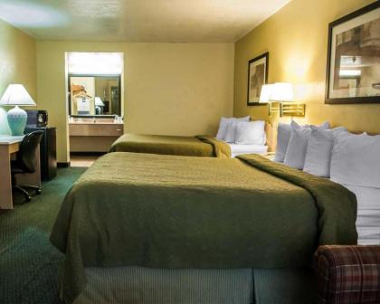 Travelodge by Wyndham Santa Rosa - image 11