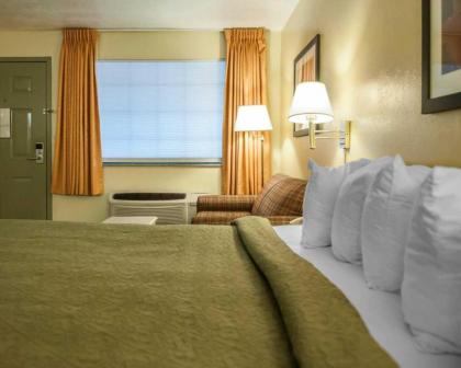 Travelodge by Wyndham Santa Rosa - image 15