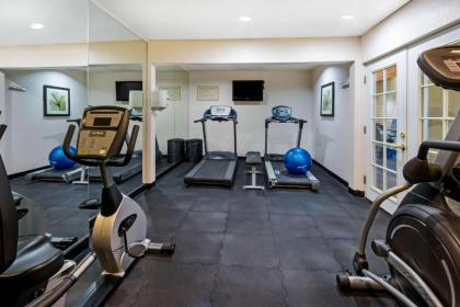 La Quinta by Wyndham Santa Rosa - image 7
