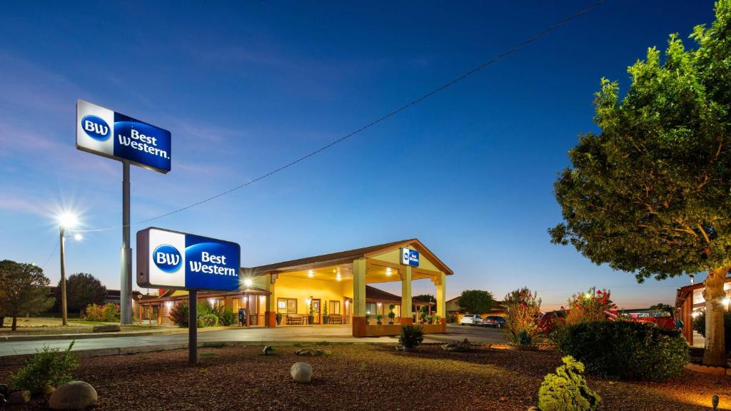 Best Western Santa Rosa Inn - main image