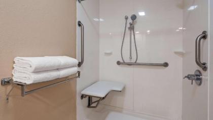 Best Western Santa Rosa Inn - image 13