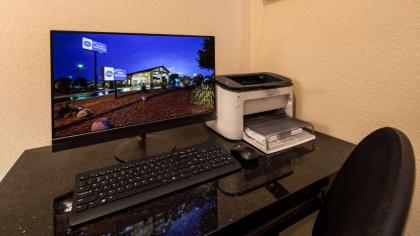 Best Western Santa Rosa Inn - image 15