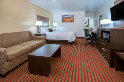 Best Western Santa Rosa Inn - image 7