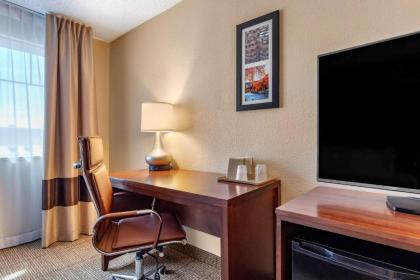 Comfort Inn City of Natural Lakes - image 13