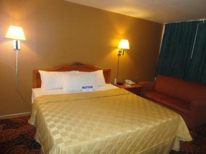Americas Best Value Inn Santa Rosa - image 5
