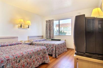 Motel 6-Santa Rosa NM - image 4