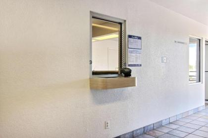 Motel 6-Santa Rosa NM - image 7