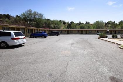 Route 66 Inn - image 11