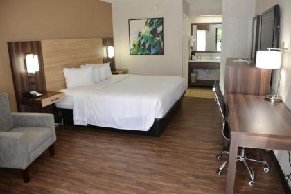 Baymont by Wyndham Santee - image 6