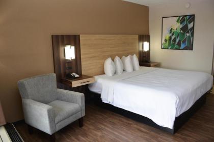 Baymont by Wyndham Santee - image 7
