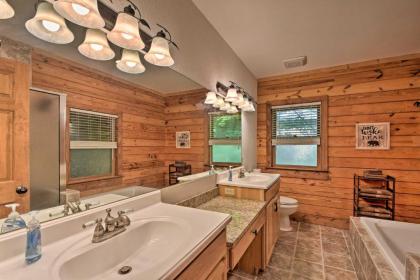 Large Log Cabin with Wraparound Deck 5 Mi to Skiing - image 12