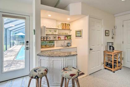 Charming Sarasota Studio with Pool Near Siesta Beach! - image 10