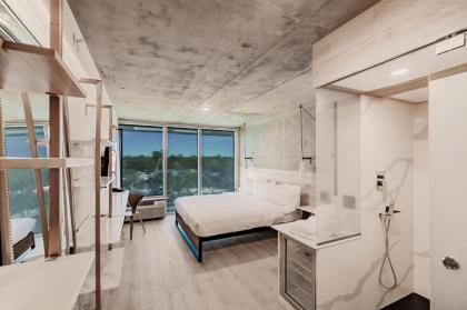 Kompose Boutique Hotel Sarasota - image 10