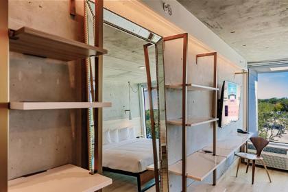 Kompose Boutique Hotel Sarasota - image 16