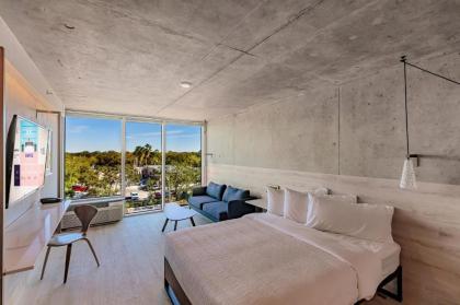 Kompose Boutique Hotel Sarasota - image 9