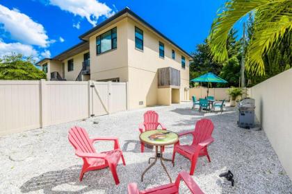 Lido Dream Getaway Duplex N Sarasota Florida