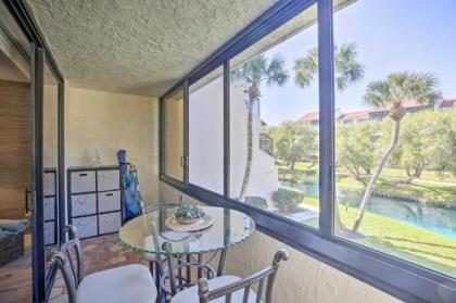 Sunny Siesta Key Condo with Beach Access and Pool Florida