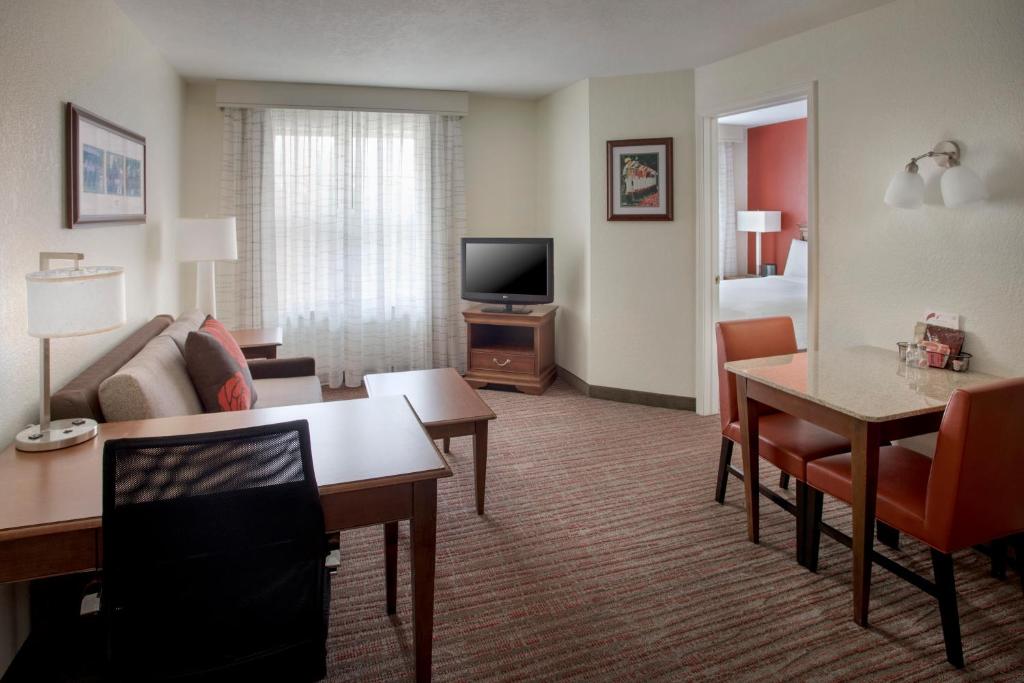 Residence Inn by Marriott Saratoga Springs - main image