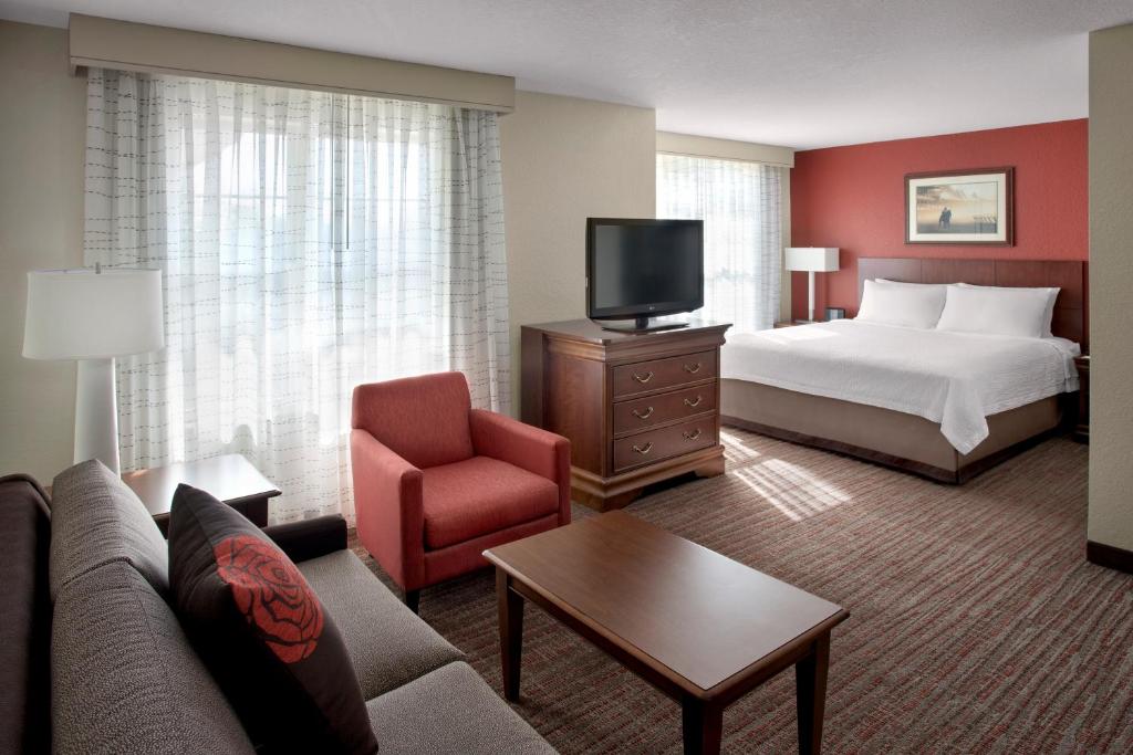 Residence Inn by Marriott Saratoga Springs - image 4