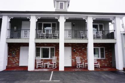 Stay Saratoga - image 8