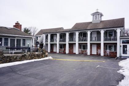 Stay Saratoga - image 9