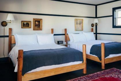 Brentwood Hotel - image 11