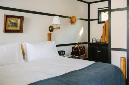 Brentwood Hotel - image 7