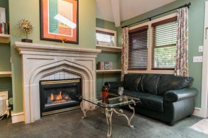 Hidden Garden Cottages & Suites - image 3