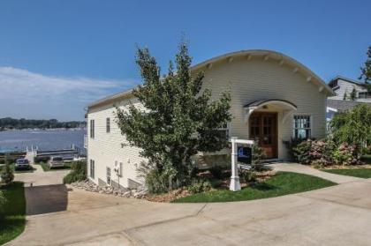 Lay By The Bay - image 2