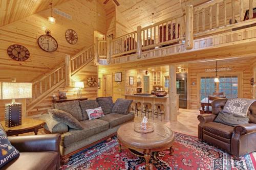 Kingfisher Cove Cabin 2 - image 4