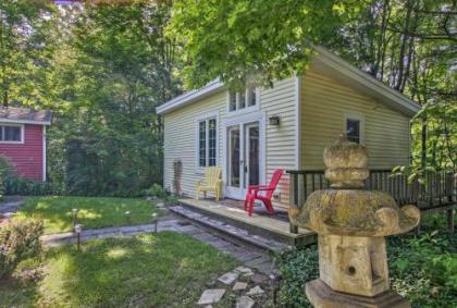 Quiet Saugatuck Studio with Patio - Walk to Dtwn! - image 2