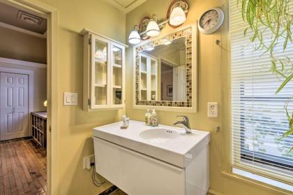 Historic and Updated Apt Less Than 4 Mi to Oval Beach! - image 17